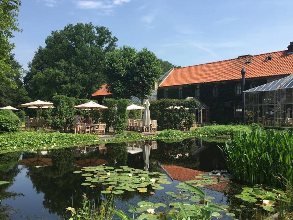ホテル Orshof Opglabbeek エクステリア 写真